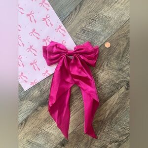 Magenta pink brand new hair bow